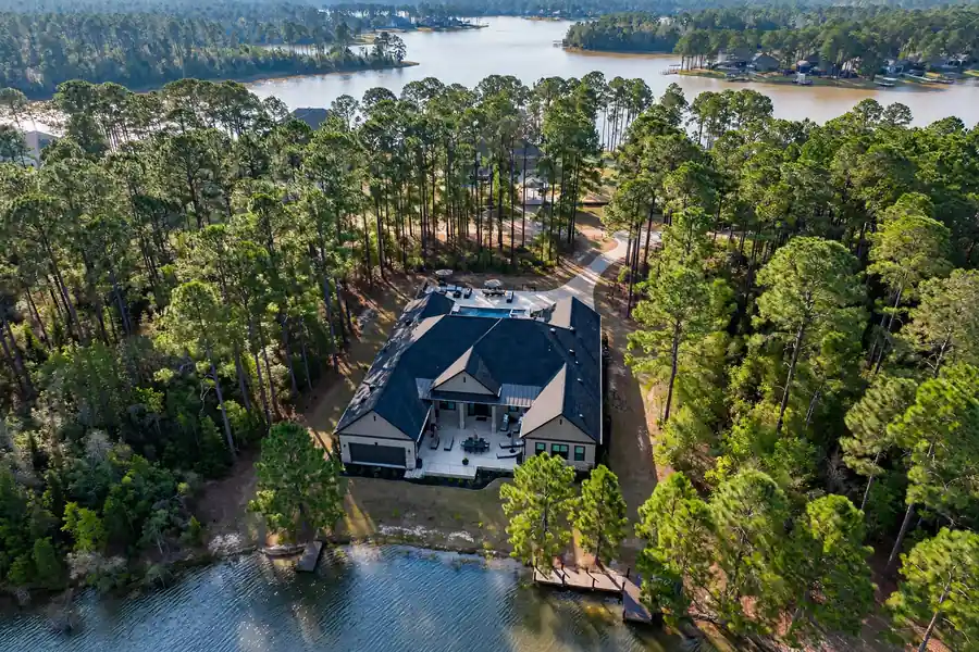 Casa con techo nuevo en Conroe, TX - Roof Replacement Pros, Huntsville, TX